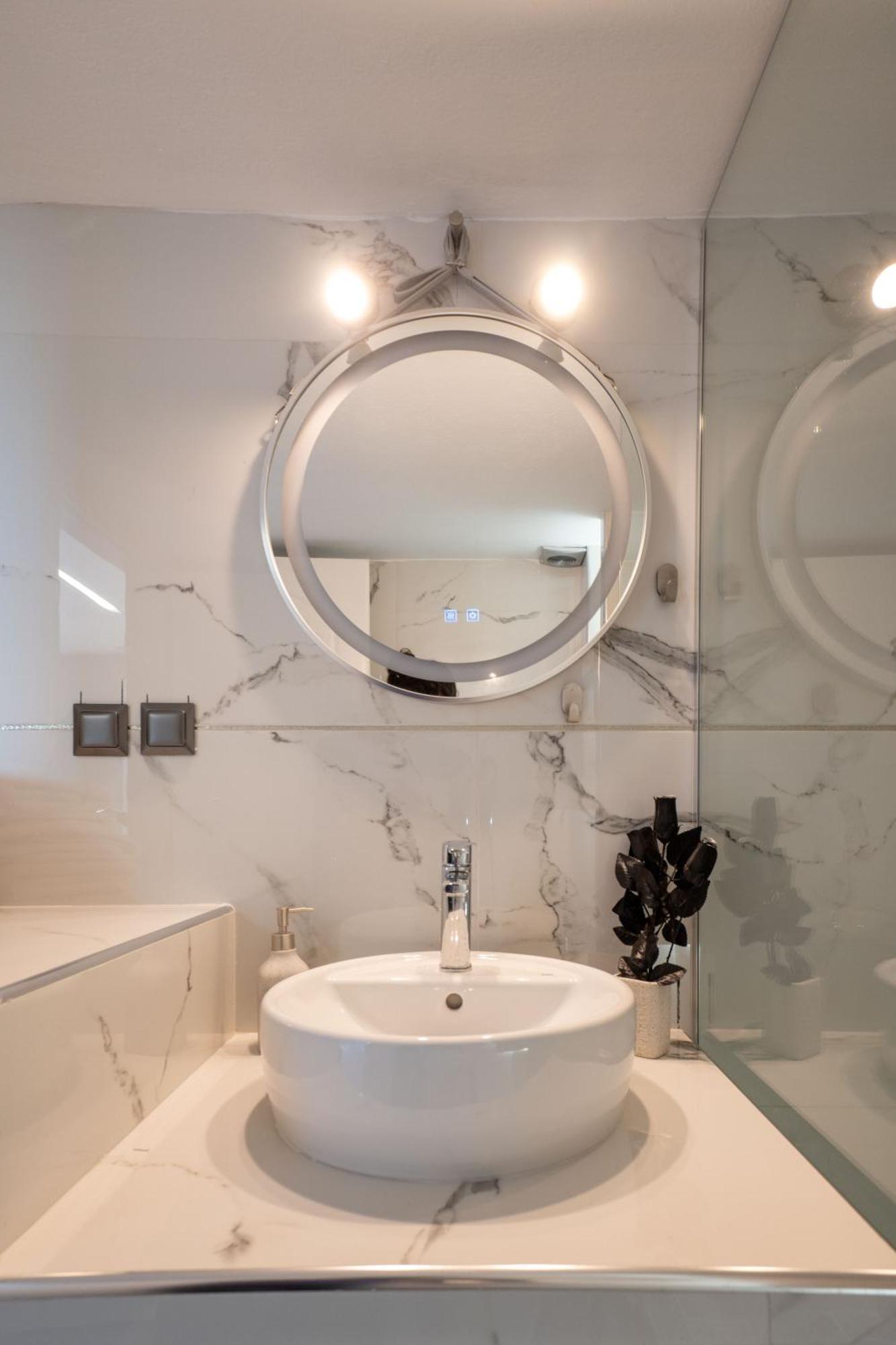 F & B Collection - Seaview 2 Bedroom Flat * סלוניקי