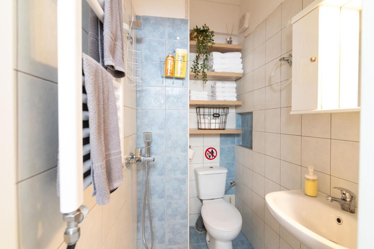 F & B Collection - 2 Bedroom Flat * Thessaloniki