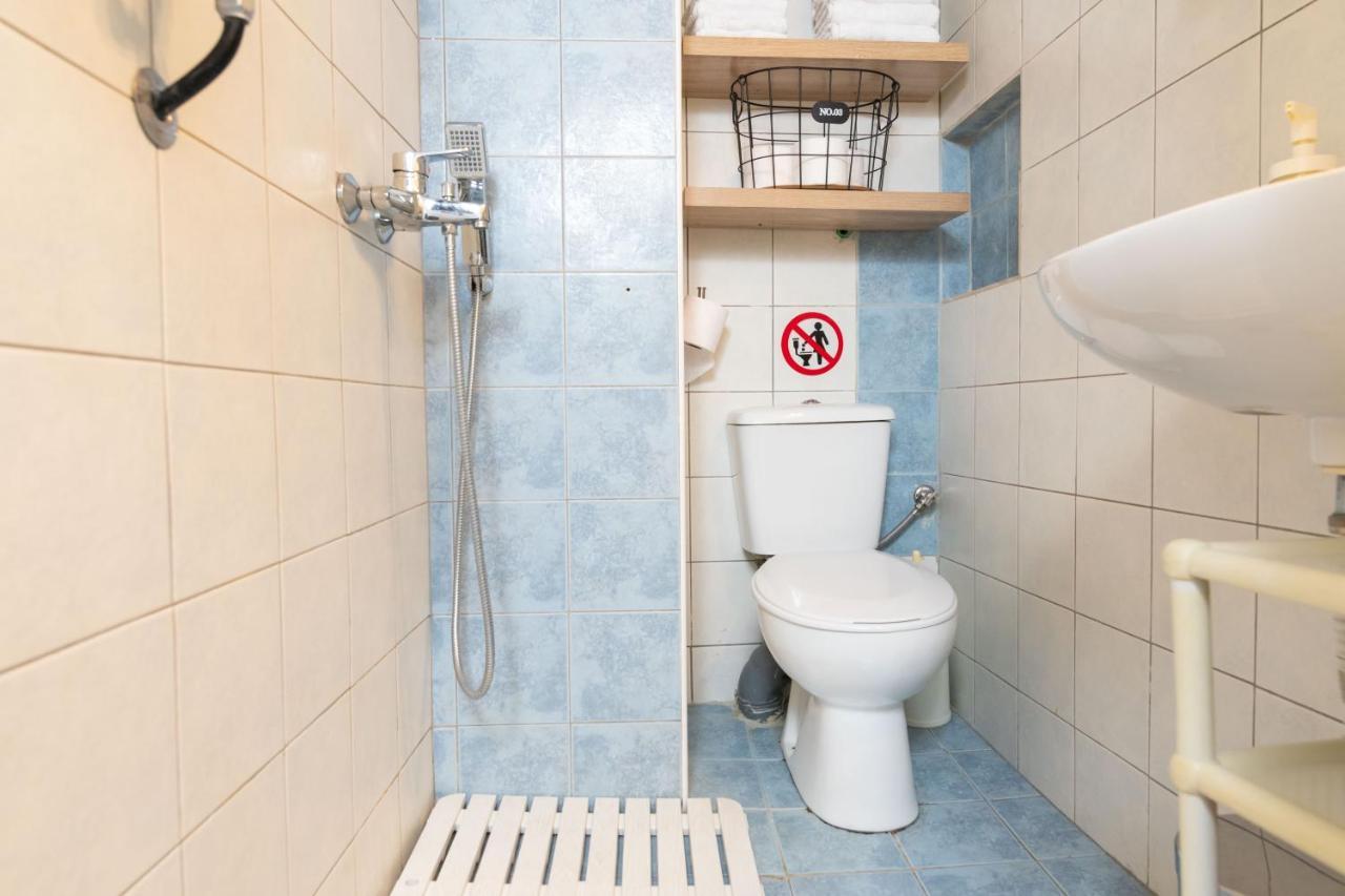 F & B Collection - 2 Bedroom Flat Apartment Thessaloniki